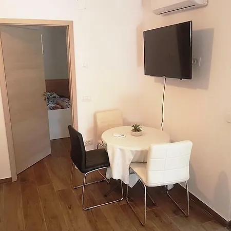 Casa Marcella Near The Beach